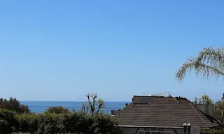 Salon Space for Rent with Ocean View in Laguna Beach! - Image 5