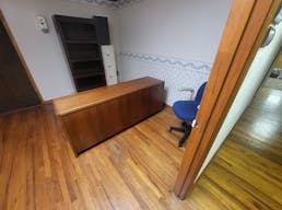 Multi-Office Space with lots of amenities! - Image 2