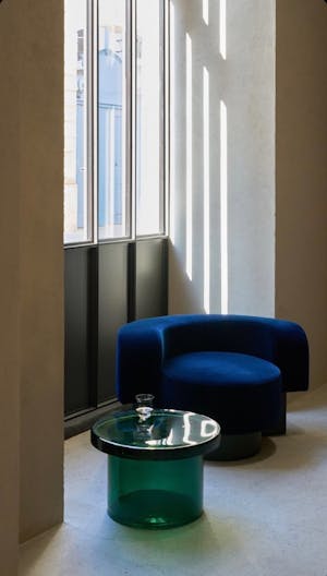 Atypical design gallery & shooting space in the Marais - Image 3