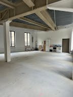 Unique space Boulevard haussmann Paris - Image 6