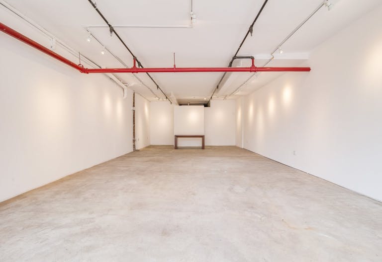 Charming Bowery Gallery - Image 0