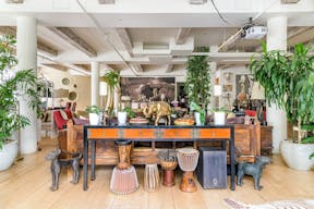 Amazing Showroom Space - Image 12