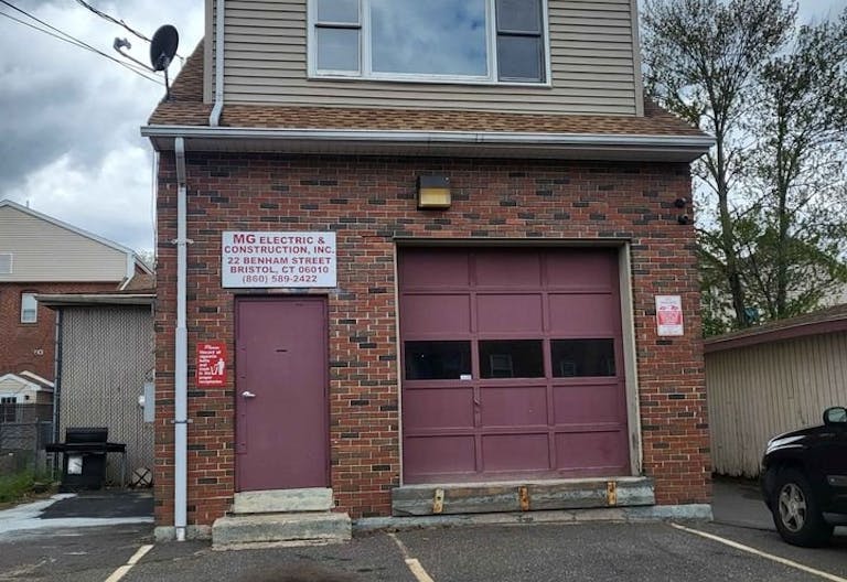 Warehouse/Office Space Bristol, CT - Image 0