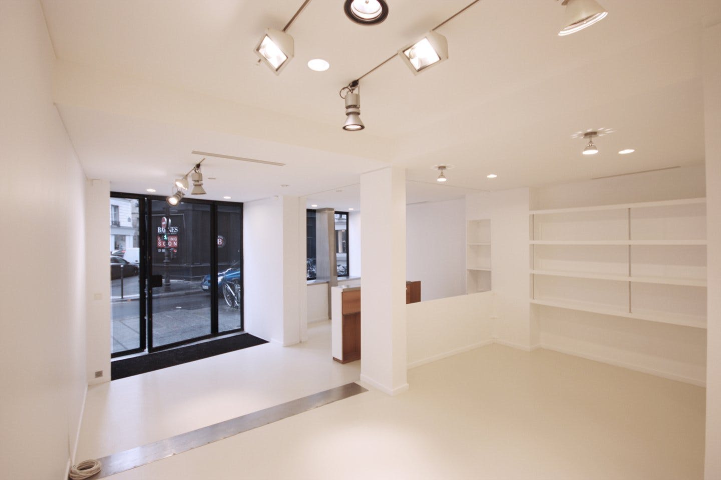 Commercial Boutique on Rue de Poitou, Paris