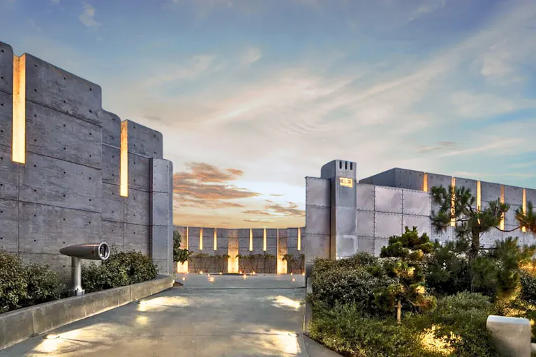 The Bondstone Beverly Hills - Image 0