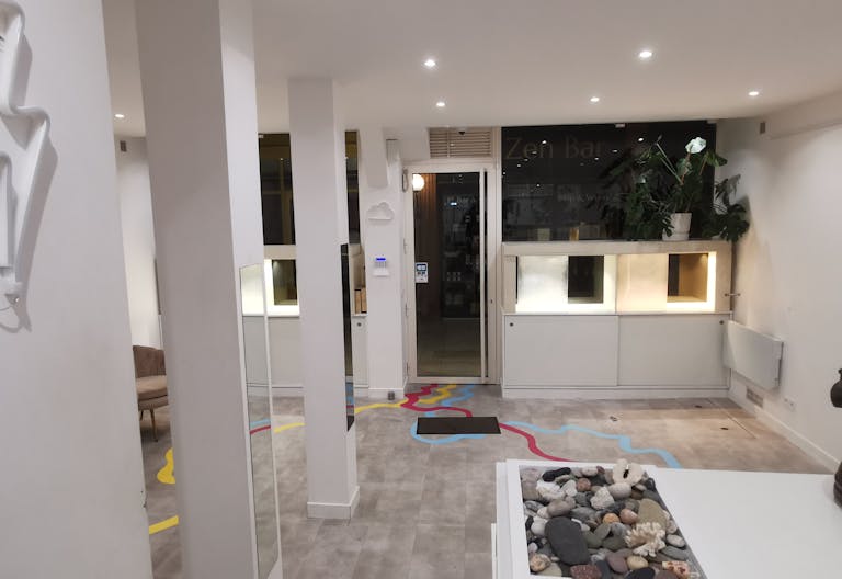 Pop UP Louvre Opera Passage Choiseul - Image 1