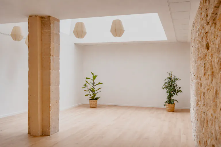 Espace lumineux et atypique pour tournage, shooting & casting – idéal Fashion Week, pop-up stores & showrooms - Image 2