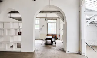 Showroom in Folie-M�ricourt - Image 4