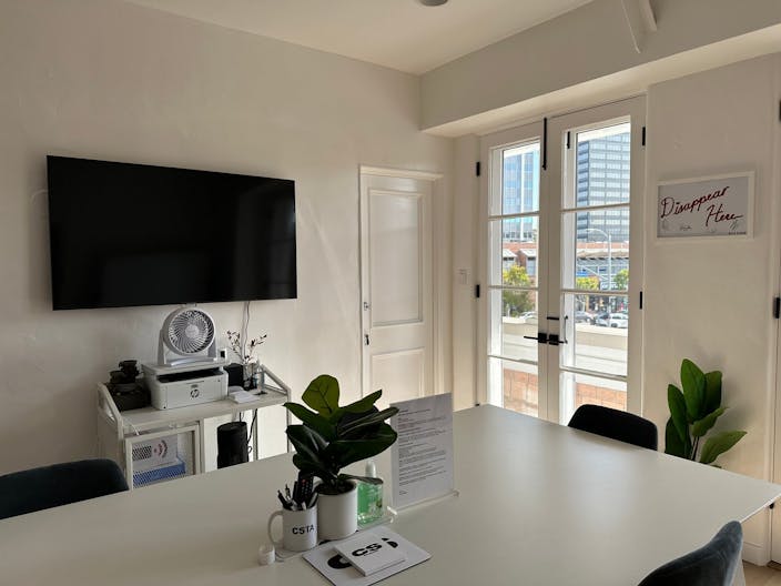 Pop-Up Space for Small Businesses (Meeting/Production Space) - Image 1