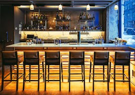 Charming Brooklyn Restaurant & Lounge - Image 5