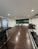 Private Office // Private Parking - Image 0