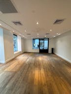 Pop-up store angle en plein coeur du Marais - Image 18