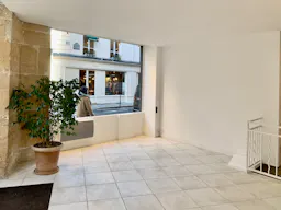 Beautiful space-Show room corner spot close from" le marché des enfants rouges" Haut Marais - Image 8