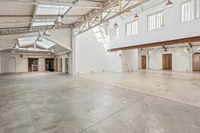 Event Showroom & Boutique near le Marais & Bastille - Image 5