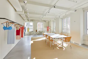 Modern Showroom directly opposite the Empire State Building - Image 1