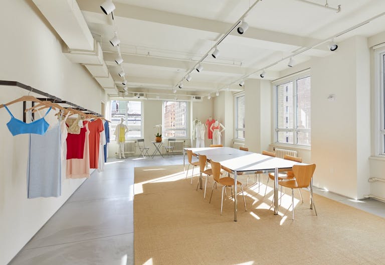 Modern Showroom directly opposite the Empire State Building - Image 1