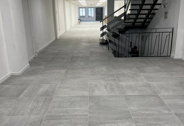 Boutique emplacement num�ro 1 plein centre ville - Image 2