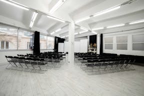 Un showroom 100% modulable dans le haut-Marais avec des volumes industriels. - Image 30