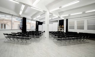 Un showroom 100% modulable dans le haut-Marais avec des volumes industriels. - Image 30
