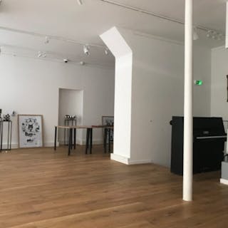 Design & art showroom - Image 2
