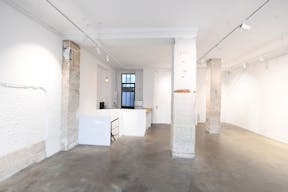 Grande galerie pour exposition ou pop-up dans le quartier Saint-Maur/Voltaire - Image 0