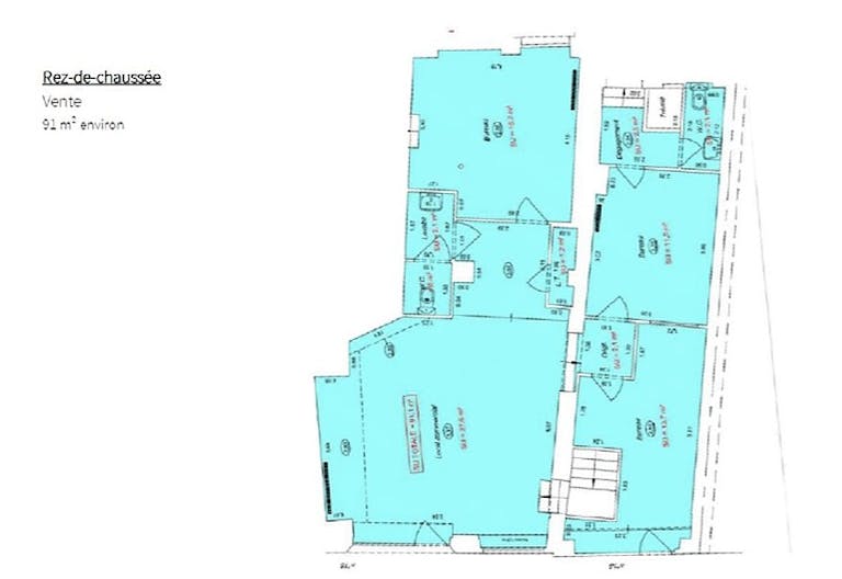 Boutique Shop Busy Area Rue Quicampoix - Image 2