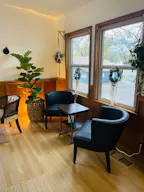 Fair Oaks Village Campus - Image 6