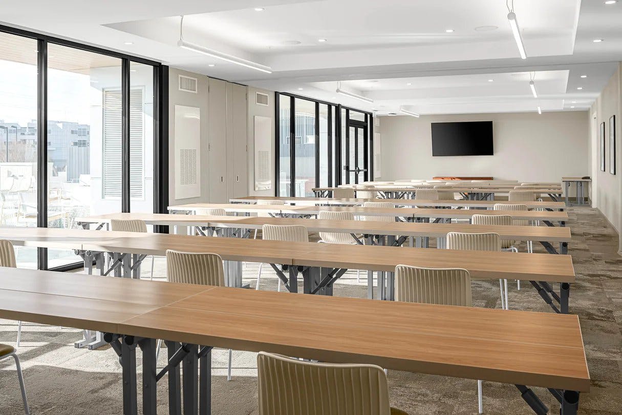 Vibrant Meeting and Event Space in Nashville