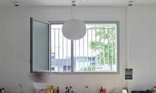 Espace de 100m2 de type atelier connect� � un jardin et � la rue-lieu polyvalent et charmant - Image 8