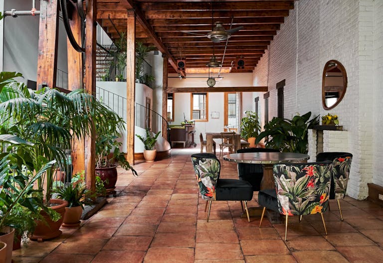 Mediterranean House with Rooftop Patio - Image 0