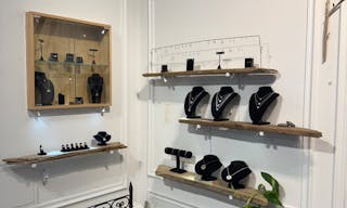 Charming Boutique Space in Upper West Side ? Nature-Inspired Artistry - Image 2