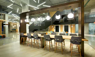 Contemporary Venue - Image 9