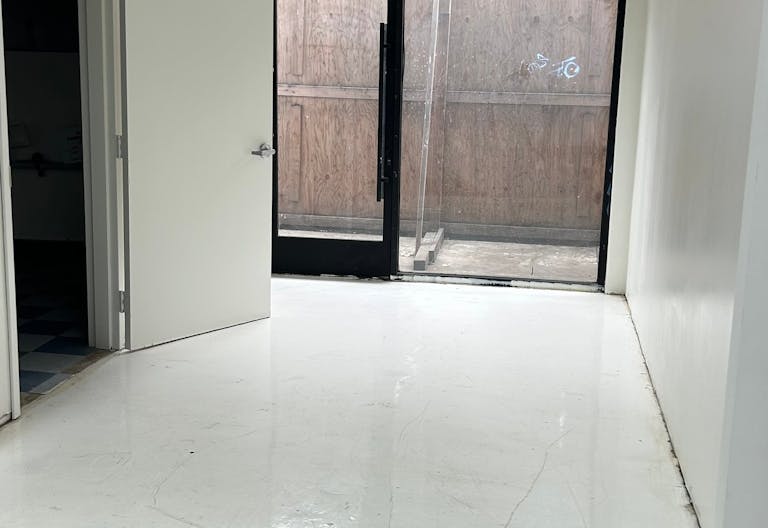 Large Custom Space in Prime Fairfax Location - Image 1