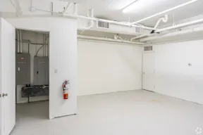 Hudson Street Retail - Image 7