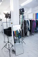 Showroom en plein coeur de Paris 10ème - Image 8