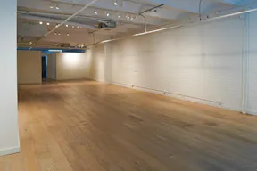 Corner Retail Showroom in Nolita, New York - Image 4