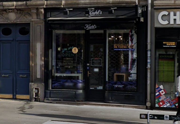 Prime Boutique Shop in Boulevard Saint-Germain - Image 0