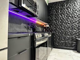 Modern Art Gallery/event space in E. Williamsburg - Image 9