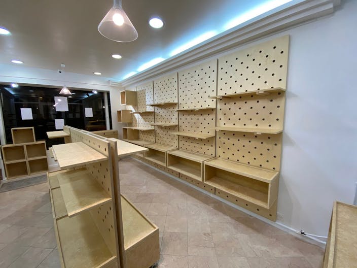 Premium Boutique in Opera - Image 4