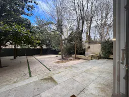 hotel particulier en plein coeur de Paris avec Jardin - Image 8