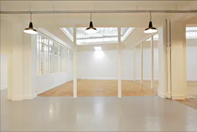 Premium Space In R�publique - Image 12