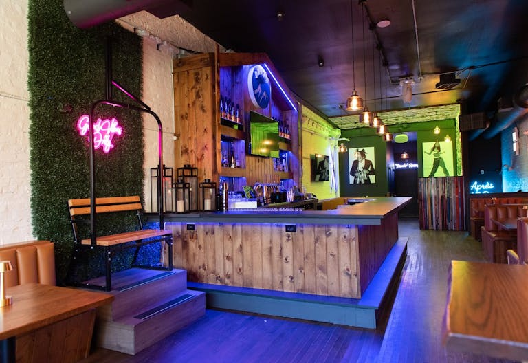 Apres Ski-themed 2 floor event space in Downtown Chicago's River North Neighborhood - Image 2