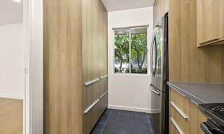 Pristine 1-bedroom in Santa Barbara - Image 5