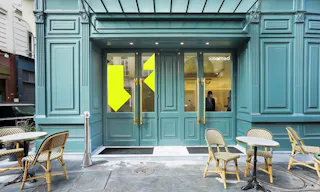 Historically classed store in Saint-Germain - Image 1