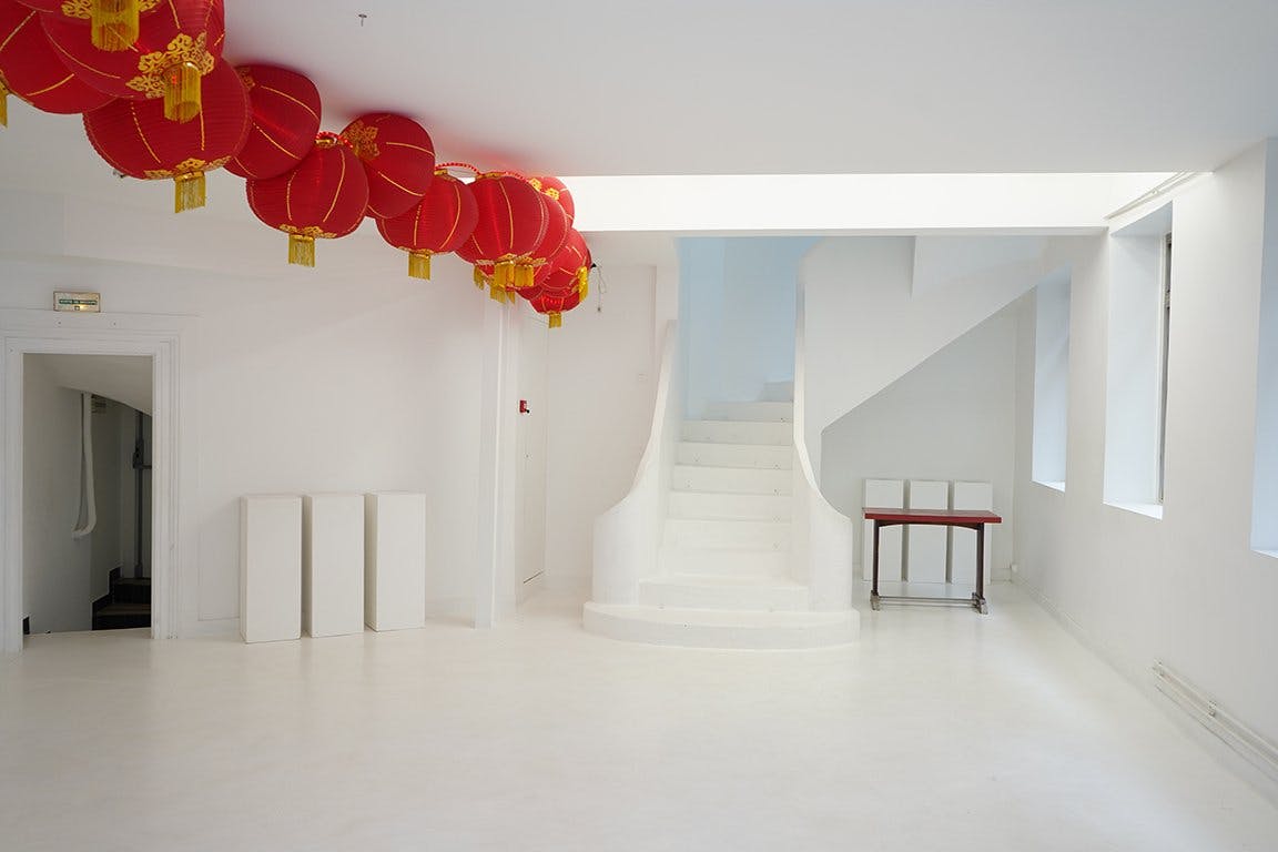 60 sqm Boutique and Showroom in Saint Georges, Paris