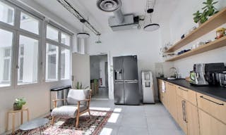 Office Space IMPASSE DE LA PLANCHETTE - Image 3