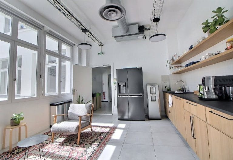 Office Space IMPASSE DE LA PLANCHETTE - Image 3