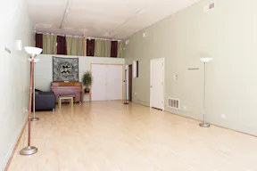 Pop-Up Gallery in Inner Richmond - Image 3