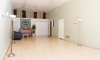 Pop-Up Gallery in Inner Richmond - Image 3