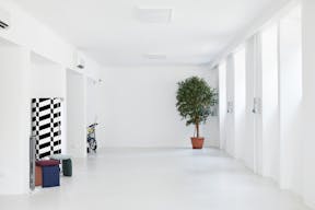 Amazing 300m2 for Showrooms and Events - Image 2